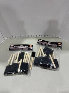lot 1537 image: Foam brushes