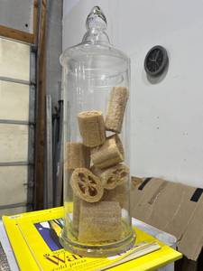 lot 1549 image: Glass apothecary jar 21 in tall