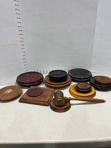 lot 1563 image: Gavel and more