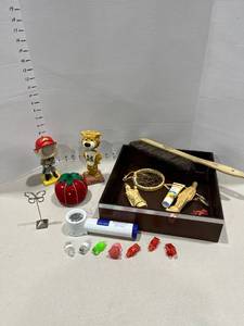 lot 1565 image: Tomato pin cushion and more