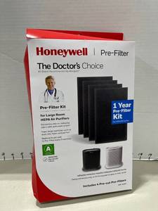 lot 1580 image: Honeywell large room HEPA air purifiers pre filter kit