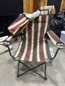 lot 1593 image: Camping chair with bag