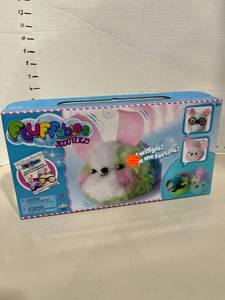lot 1728 image: Fluffables