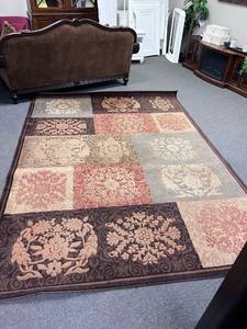 lot 2001 image: Dalton Rug Company Capri Sable rug 94 x 127 in