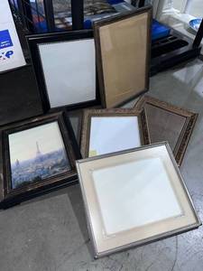 lot 1281 image: Picture frames