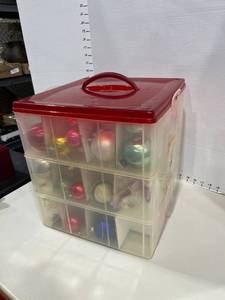 lot 1766 image: Snapware ornament holder with ornaments