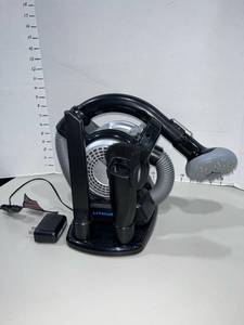 lot 1778 image: Black and Decker 20V lithium flex vacuum