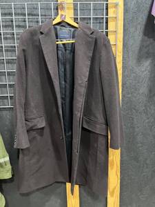 lot 1850 image: Banana Republic size XL coat