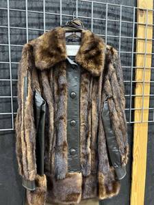 lot 1857 image: Famous Barr fur and leather coat
