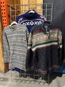 lot 1623 image: Ralph Lauren womens sweaters size XL
