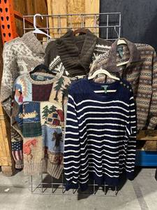 lot 1624 image: Ralph Lauren womens sweaters sizes MED to XL
