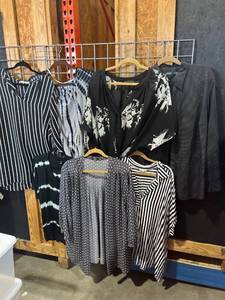 lot 1651 image: Ralph Lauren and other Womens tops size 2XL