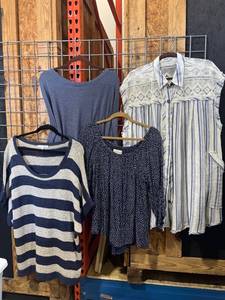 lot 1653 image: WD NY and other Womens tops sizes XL to 3XL
