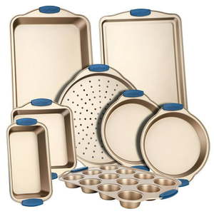 lot 1019 image: NutriChef 8-Piece Nonstick Bakeware Set