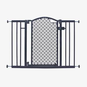 lot 6248 image: Summer Infant Modern Home Safety Baby Gate