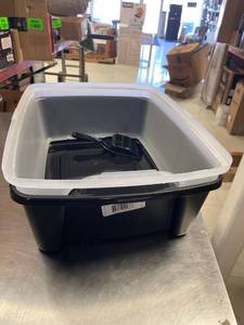 lot 68015 image: high wall sides with extension cat litter box with scoop