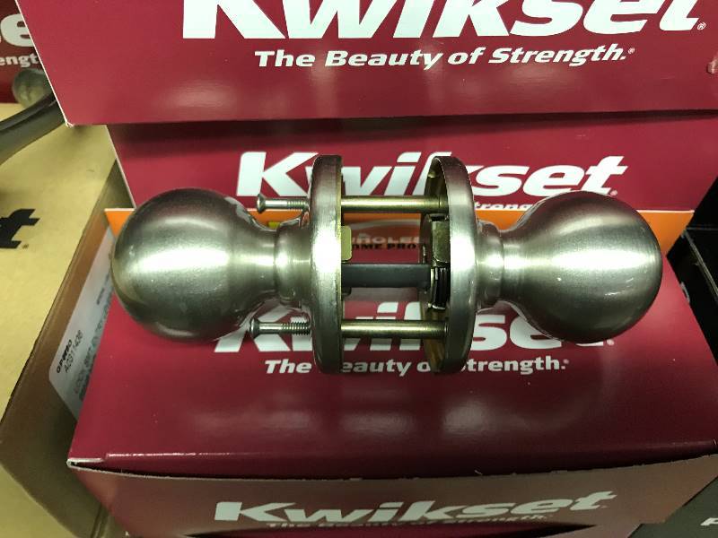 lot 1012 image: Quikset Satin Nickel Lock Set
