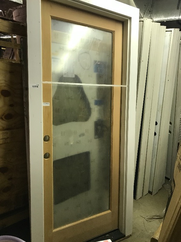 lot 1038 image: 32 Glass Exterior Door