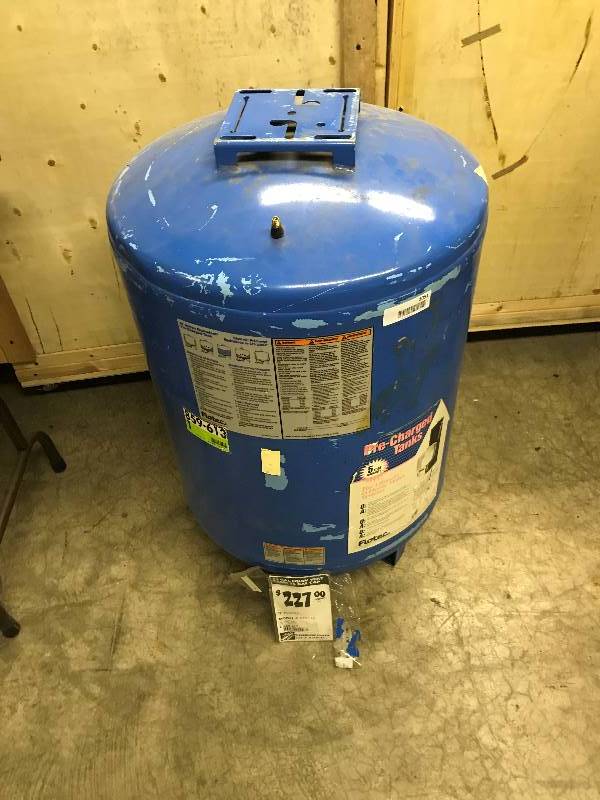lot 1091 image: FLOTEC Pre-Charged Tanks for Well Systems