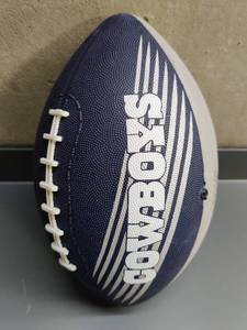 lot 31400 image: Dallas Cowboys Down Field Youth Football