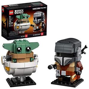 lot 31478 image: LEGO BrickHeadz Star Wars The Mandalorian & The Child 75317 Baby Yoda