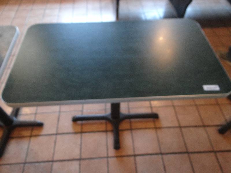 lot 130 image: Rectangle Dining Table wBlack metal base - 42x24 wJade Swirl desigh top