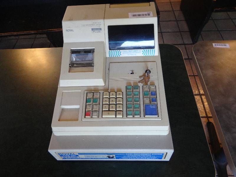 lot 131 image: Royal Brand Cash Register wKeys - CMS480 PLUS