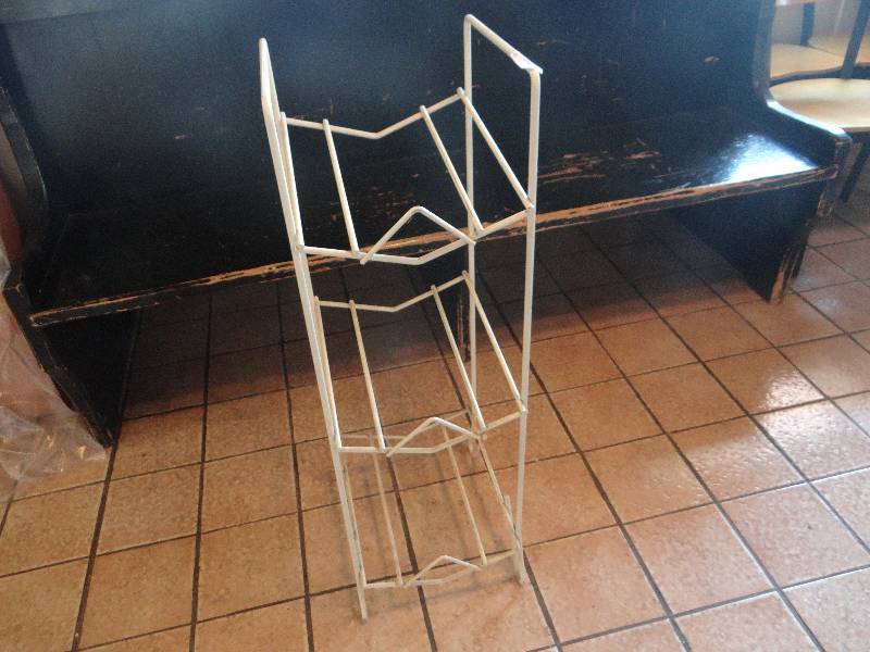lot 132 image: White Heavey Metal Rack