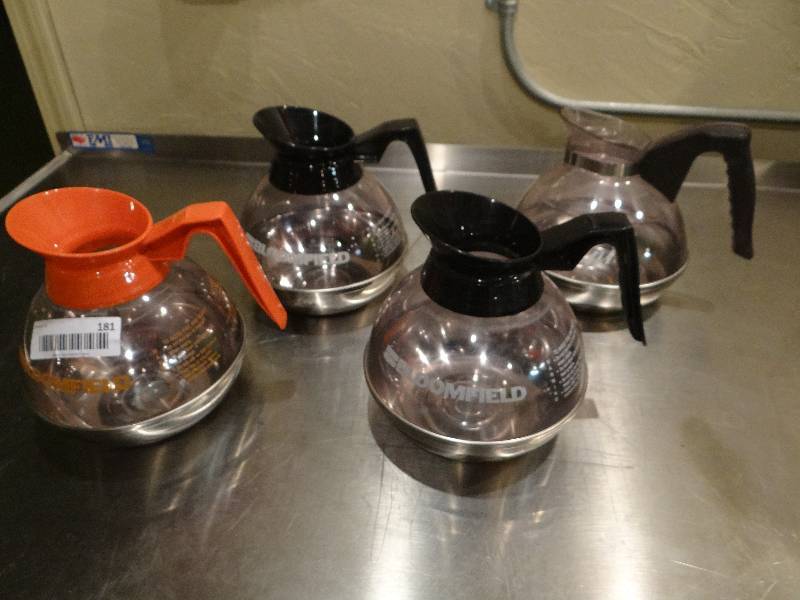 lot 181 image: 3 Bloomfield & 1 Bunn metal bottom Coffee Server Carafes.  Regular & Decaf.
