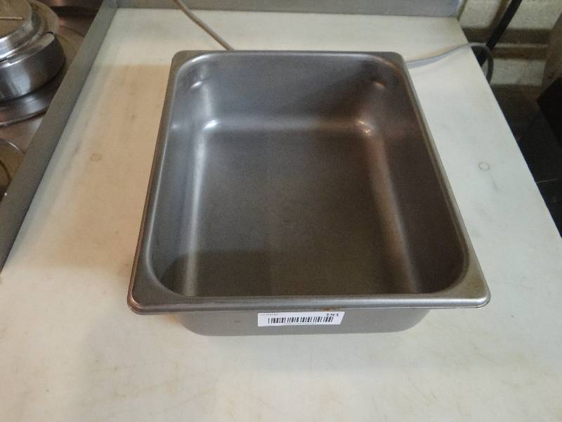 lot 191 image: 2 - 12 Size Bakers & Chefs 7 Qt.FoodSteam Pan - Stainless Steel.