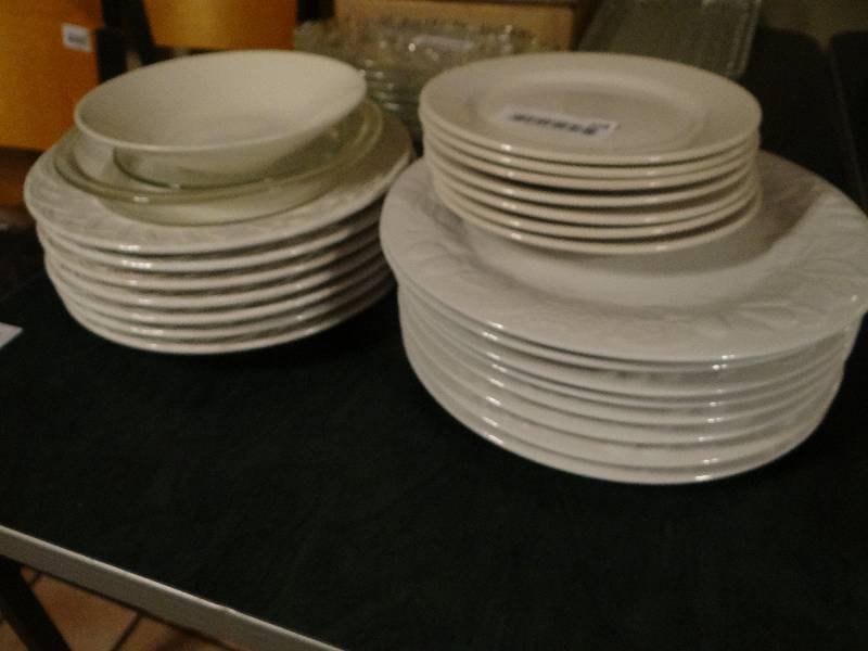 lot 228 image: 25pcs. - Dinnerware, Dinner Plates, Salad Plates, Serving Pieces.