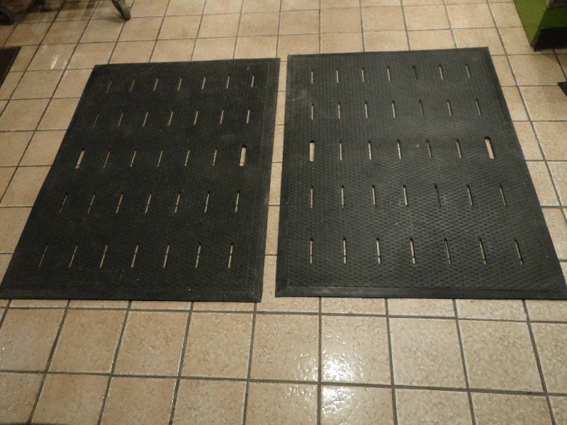 lot 239 image: Lot of 2 Black Rubber Fatigue Mats.