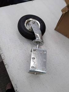 lot 25145 image: 1 Caster wheel, 9, USED, UNKNOWN BRAND