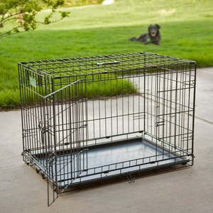 lot 26044 image: MidWest Homes For Pets Double Door iCrate Metal Dog Crate, Small, PLASTIC LINER CRACKED