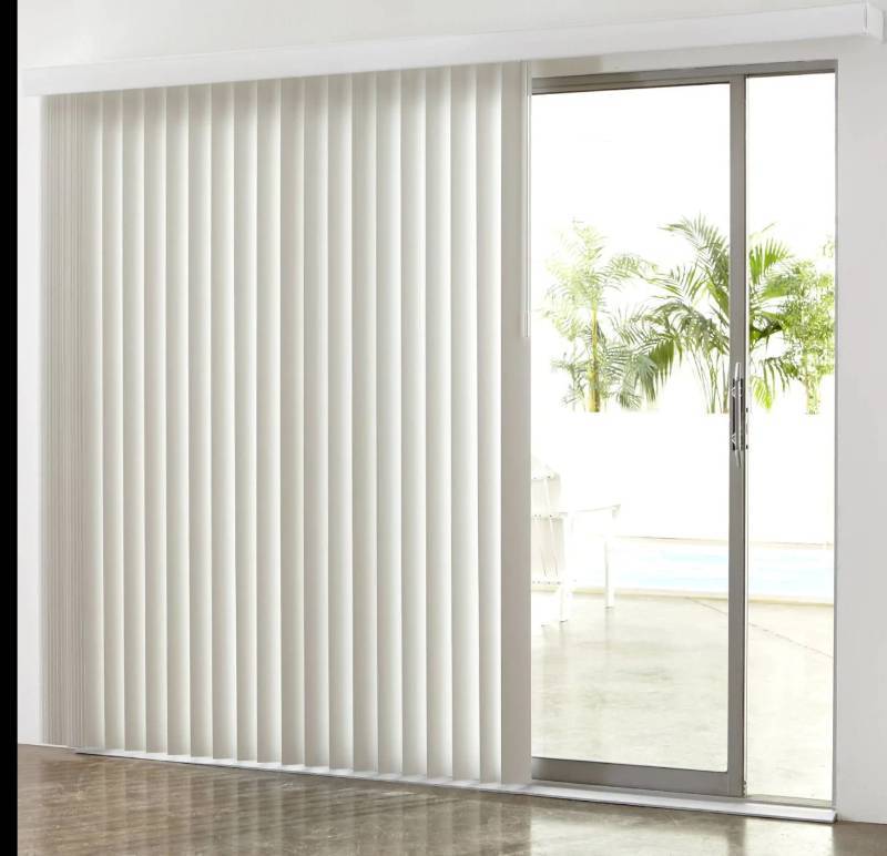 lot 1023 image: Crown White 3.5 in. Vertical Blind - 104 in. W x 84 in. L