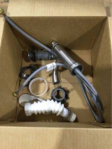 lot 7716 image: Faucet and Faucet Parts