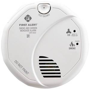 lot 9 image: First Alert BRK 250648 Combination Smoke & Carbon Monoxide Photoelectric Alarm