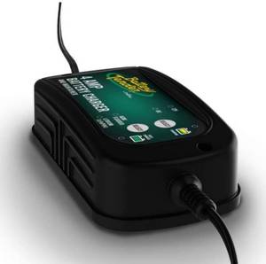 lot 18 image: Battery Tender 4 AMP Car Battery Charger and Maintainer Switchable 6V  12V, Automotive Battery Charger and Maintainer for Cars, Trucks, and SUVs, Lead Acid & Lithium Battery Charger - 022-0209-BT-WH