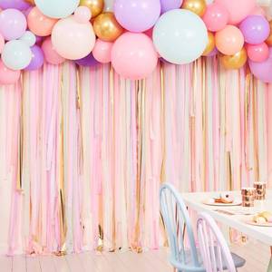 lot 41 image: Streamer and Balloon Backdrop