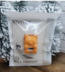 lot 164 image: Vivitar Target Bullseye Playground Vivitar Bear USB Wall Charger -