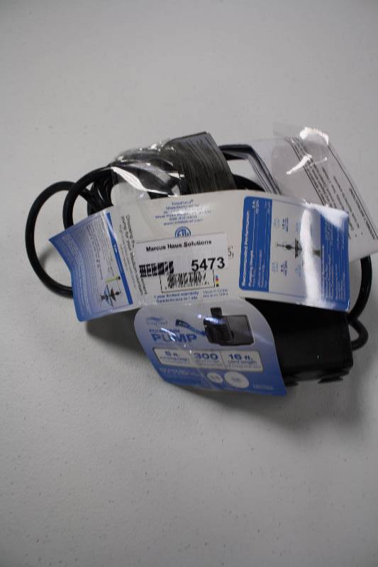 lot 5473 image: TotalPond MD11300 300 GPH Fountain Pump