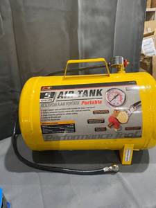 lot 52510 image: Performance Tool 5 Gallon Air Tank W10005