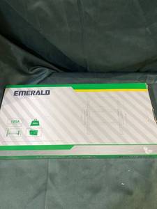 lot 42161 image: EMERALD TILT TV MOUNT 26�� -55��