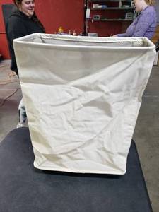 lot 3180 image: Rolling Canvas Bag