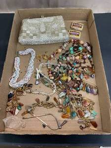 lot 1528 image: Vintage Jewelry - Necklaces, Pins, Sequence Clutch Purse