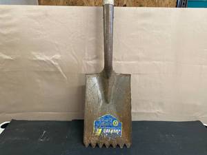 lot 1582 image: Jackson Professional Tools - Shingle Remover