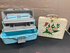 lot 1590 image: Essentials Storage Tote, Wooden Decorative Case