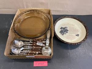 lot 1619 image: Pie Plates, Danesco Silverware, Ice Cream Scooper