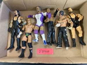 lot 1622 image: Wrestling Figures (6)