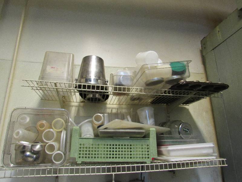 lot 1606 image: Lot Of Plastic ware With Shelving
